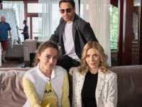 �����
